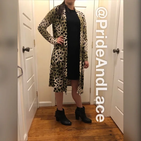 LAST 3️⃣ 🍂Taupe/Olive Animal Print Long Cardigan🍂 - Picture 3 of 7
